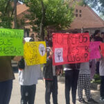 Estudiantes de Tigre protestaron contra Sergio Massa